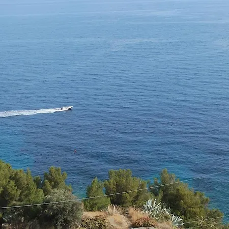 Tra Cielo E Mare Σαν Ρέμο