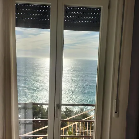 Tra Cielo E Mare Διαμέρισμα Σαν Ρέμο